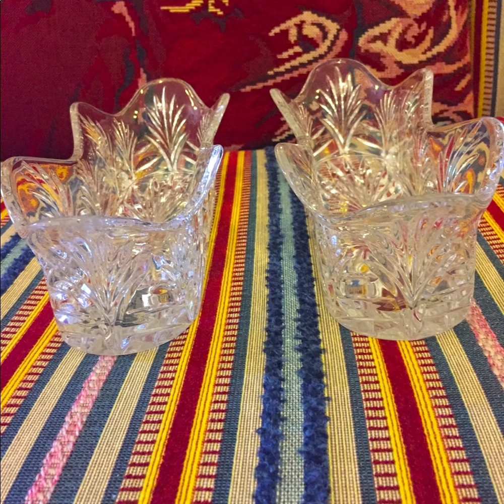 Set of two crystal serving boats.
